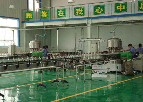 Κίνα Εμφιαλωμένα βότκας/ουίσκυ/ποτού/κρασιού συστήματα μεταφορέων γραμμών παραγωγής συσκευάζοντας προμηθευτής